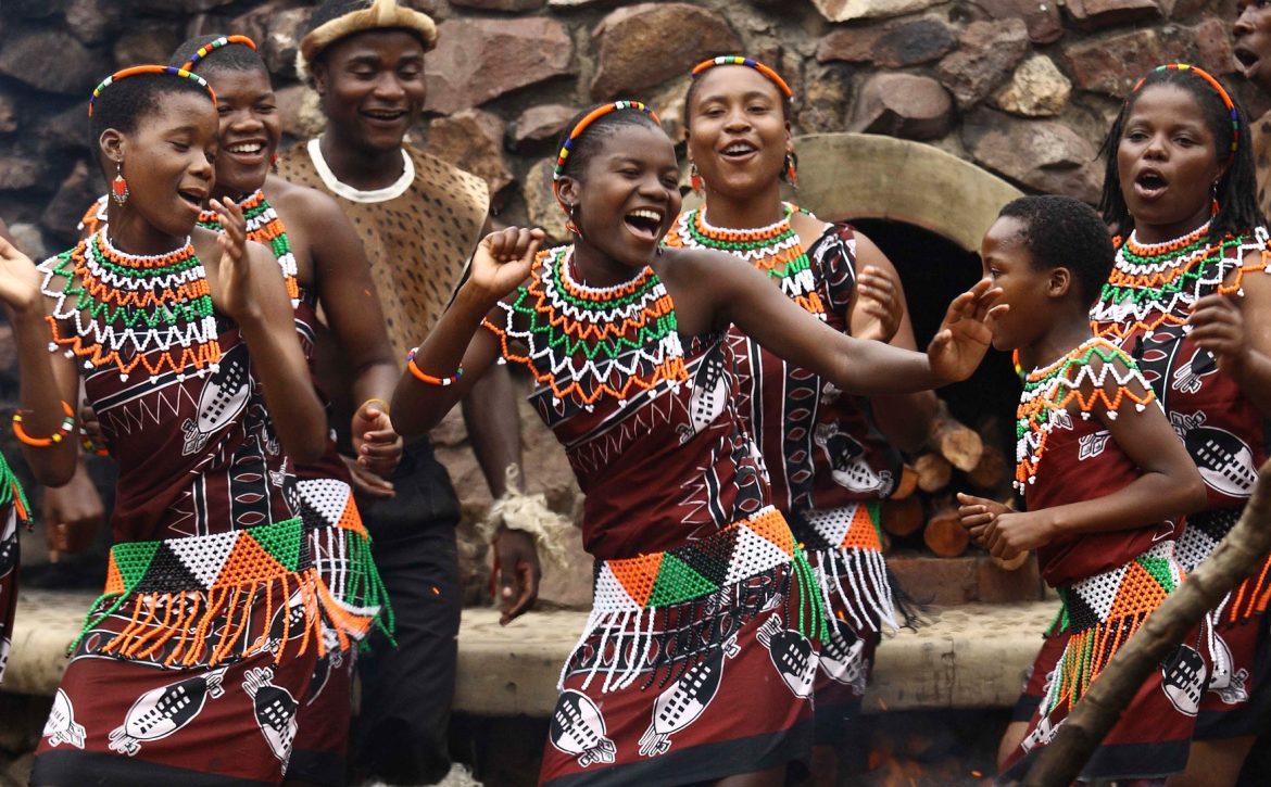 phinda-cultural-community-zulu-dancers